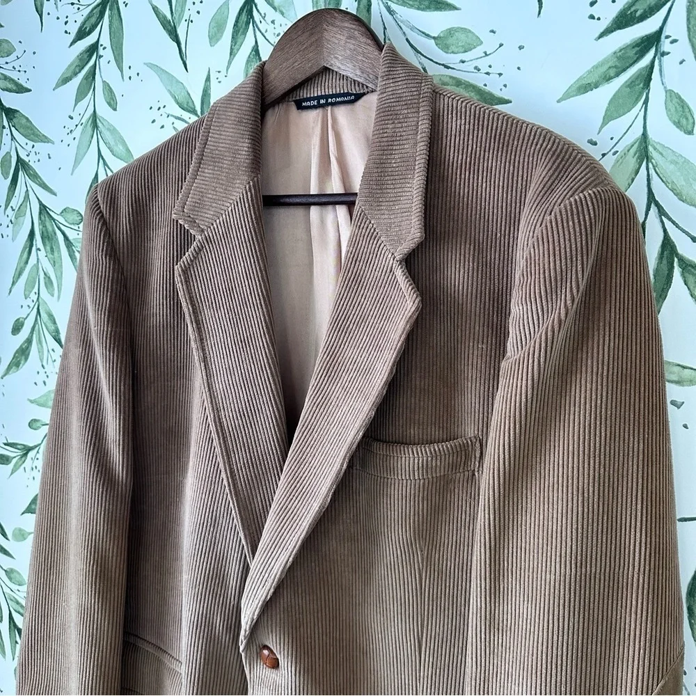 Vintage Men’s DiBenedetto Corduroy Blazer. 42. Brown.